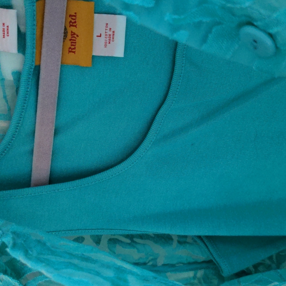 Two-Piece Tank & Blouse - new with tags! - Picture 4 of 6